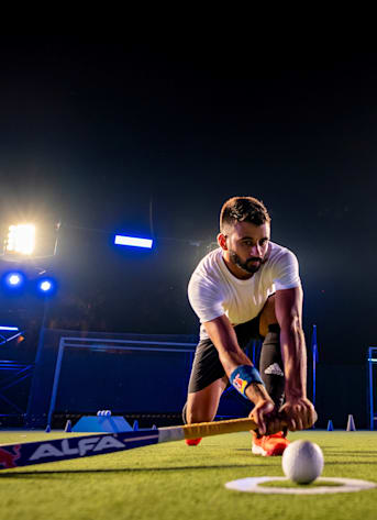 Manpreet Singh performs the slap shot